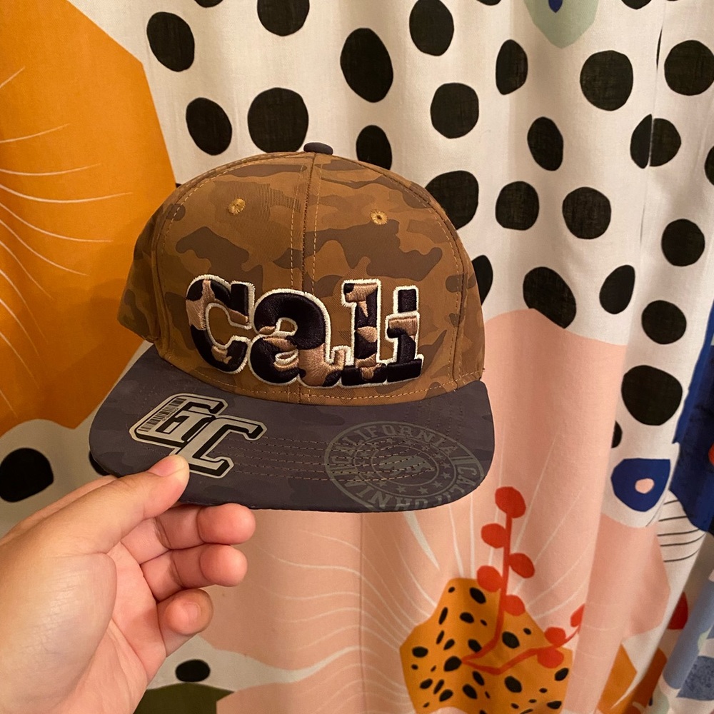 Men’s SnapBack hat